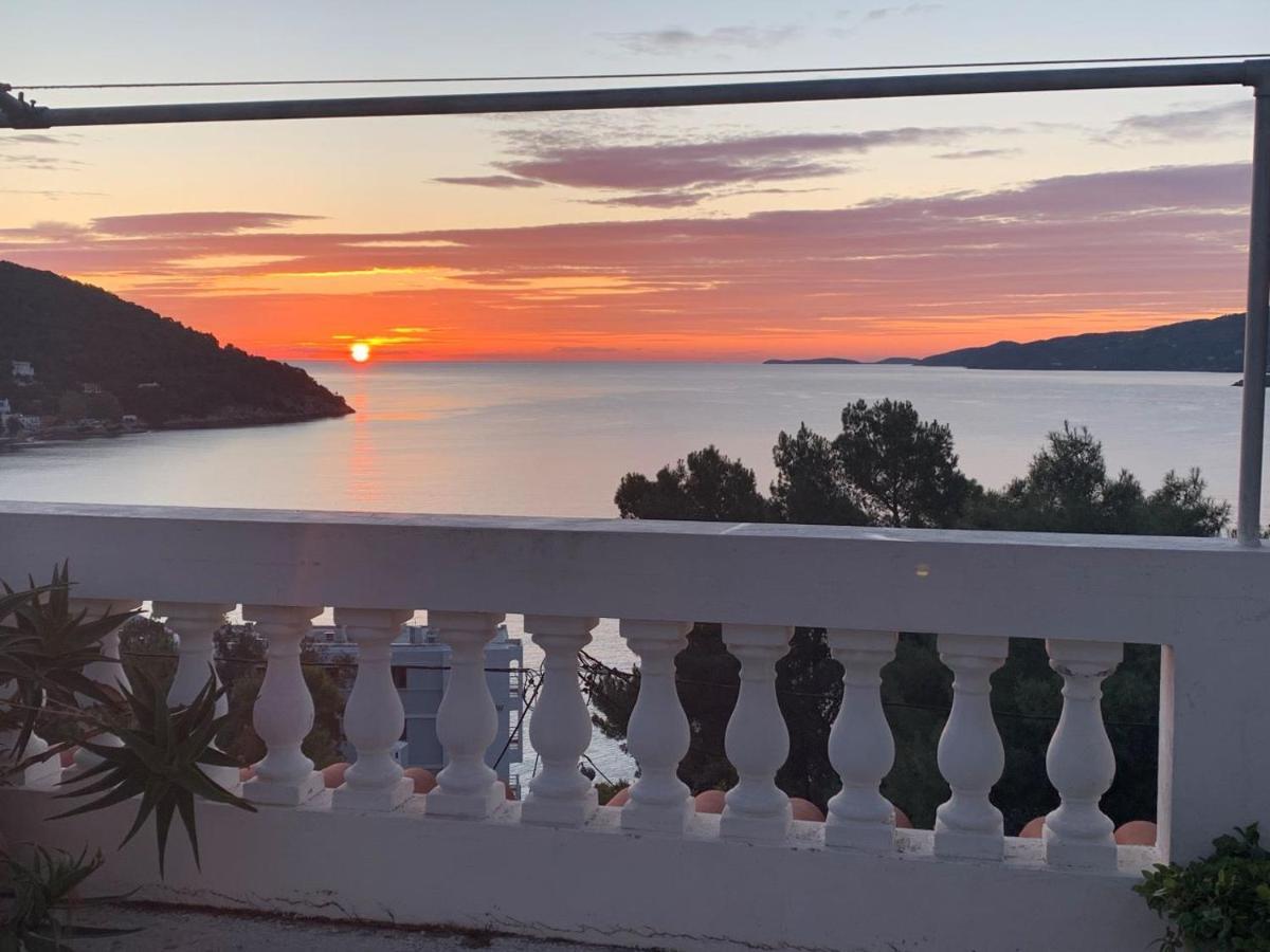 Villa Loula Apartment II Poros Town Екстер'єр фото